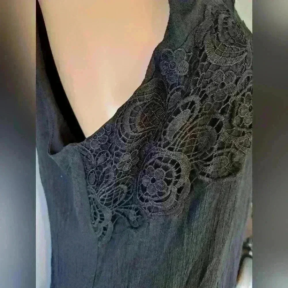 Loralette 2X Black Dress - Picture 5 of 11